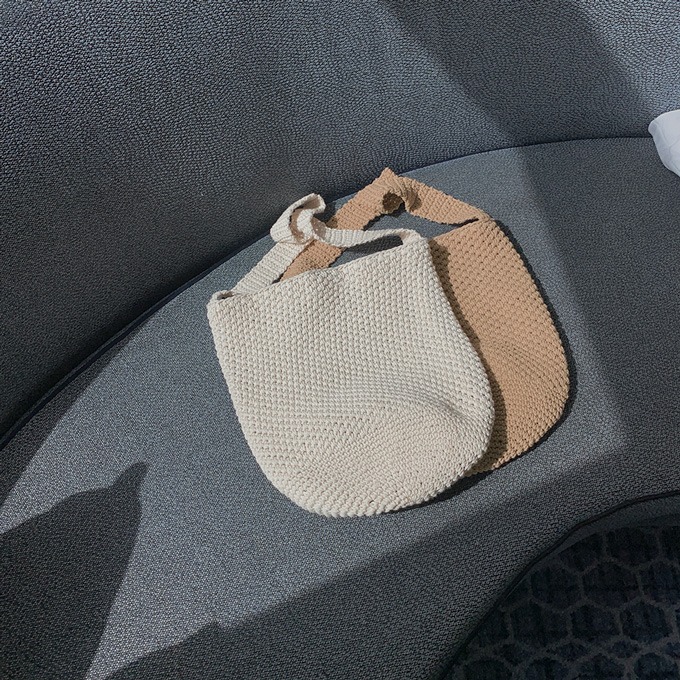 마테 라탄 크로스 숄더백 가방 (아이보리/브라운)